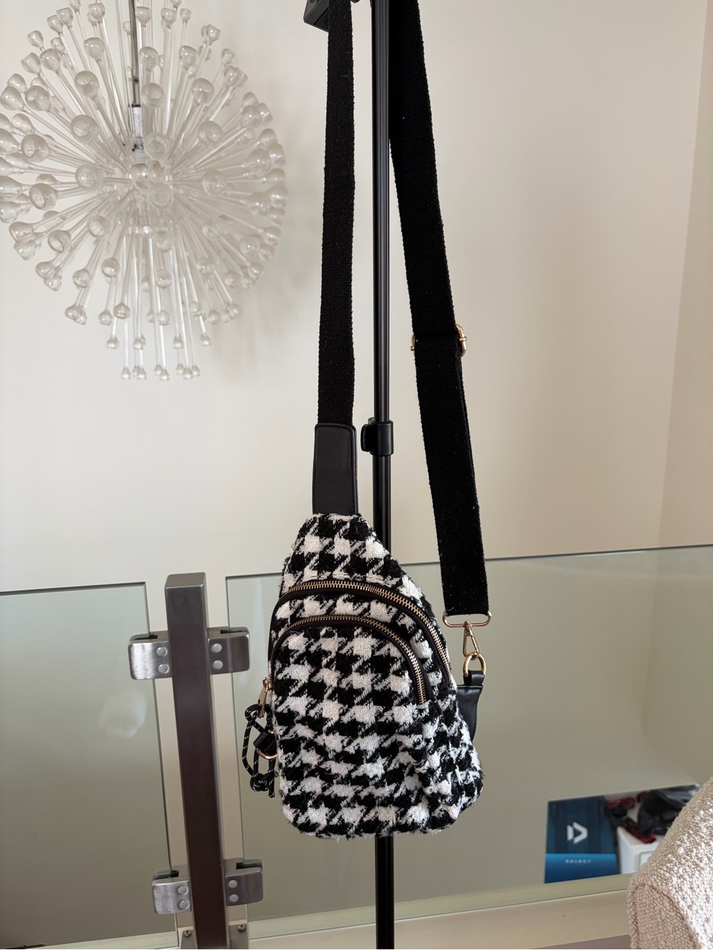 Urban Expressions Black & White Houndstooth Crossbody Bag